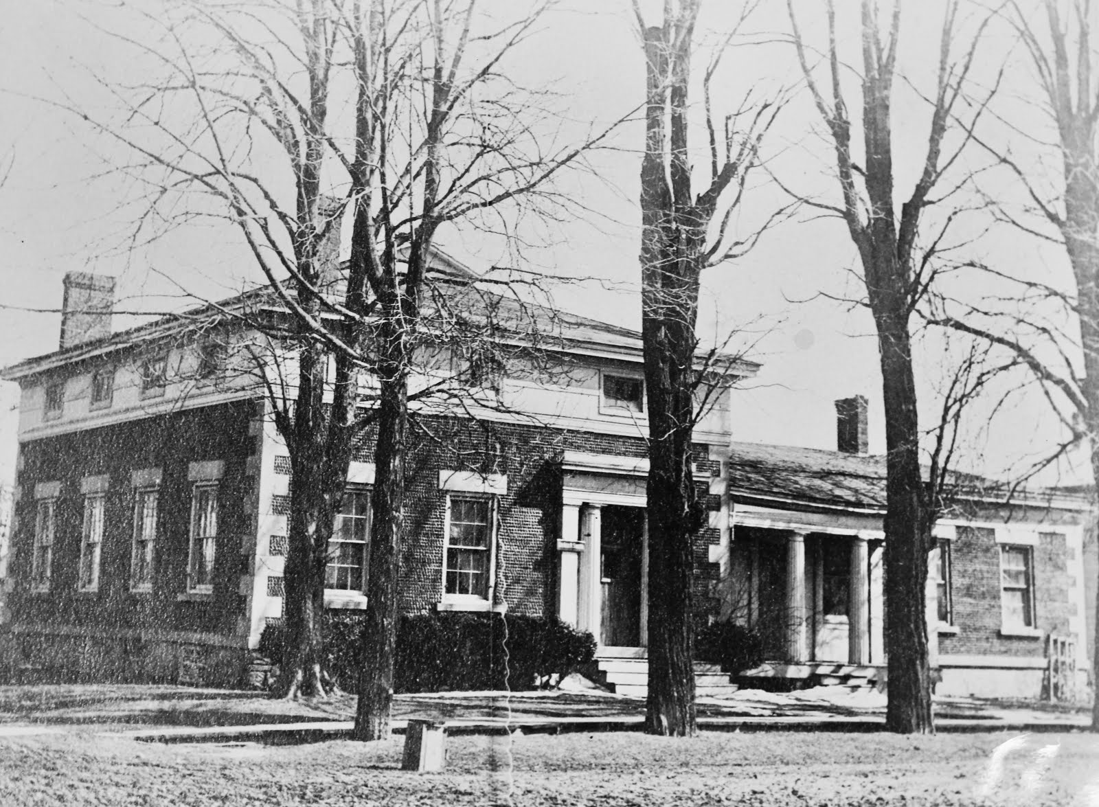 Wilson - 300 Lake St., Wilson Inn (3)